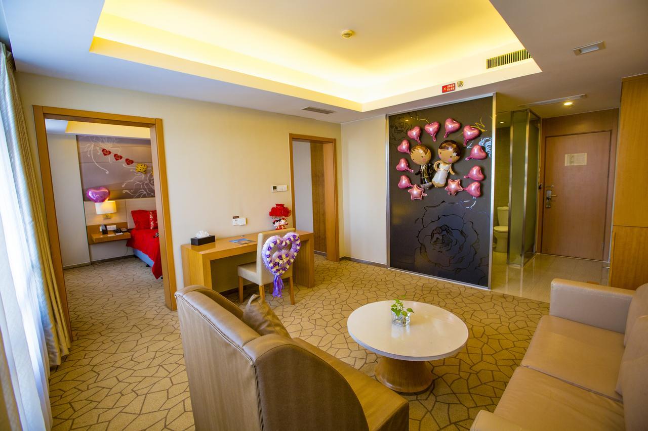 Отель Metropolo Shenyang Wanda Plaza-Beiyi Road Экстерьер фото